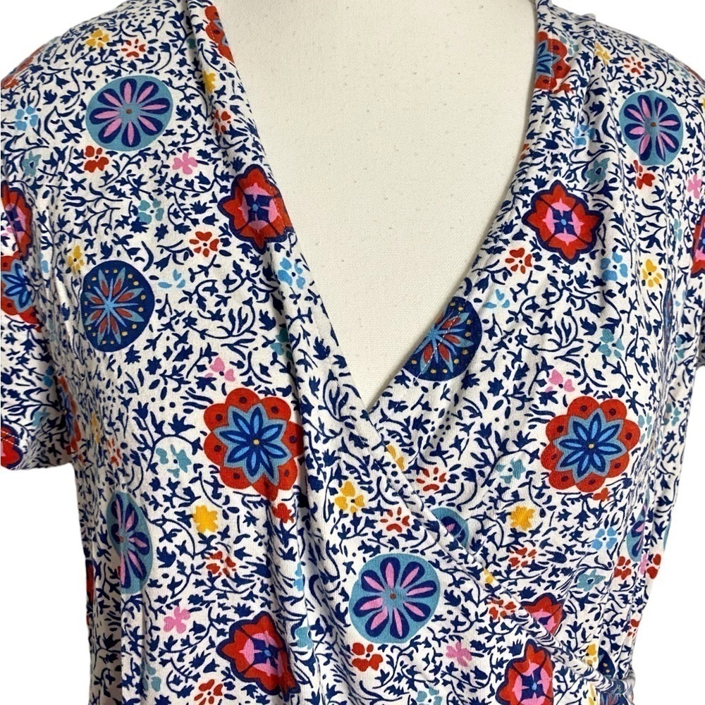 Boden Blue Floral Medallion Print Neck Jersey
Short Sleeve Faux Wrap Shirt - Picture 3 of 13